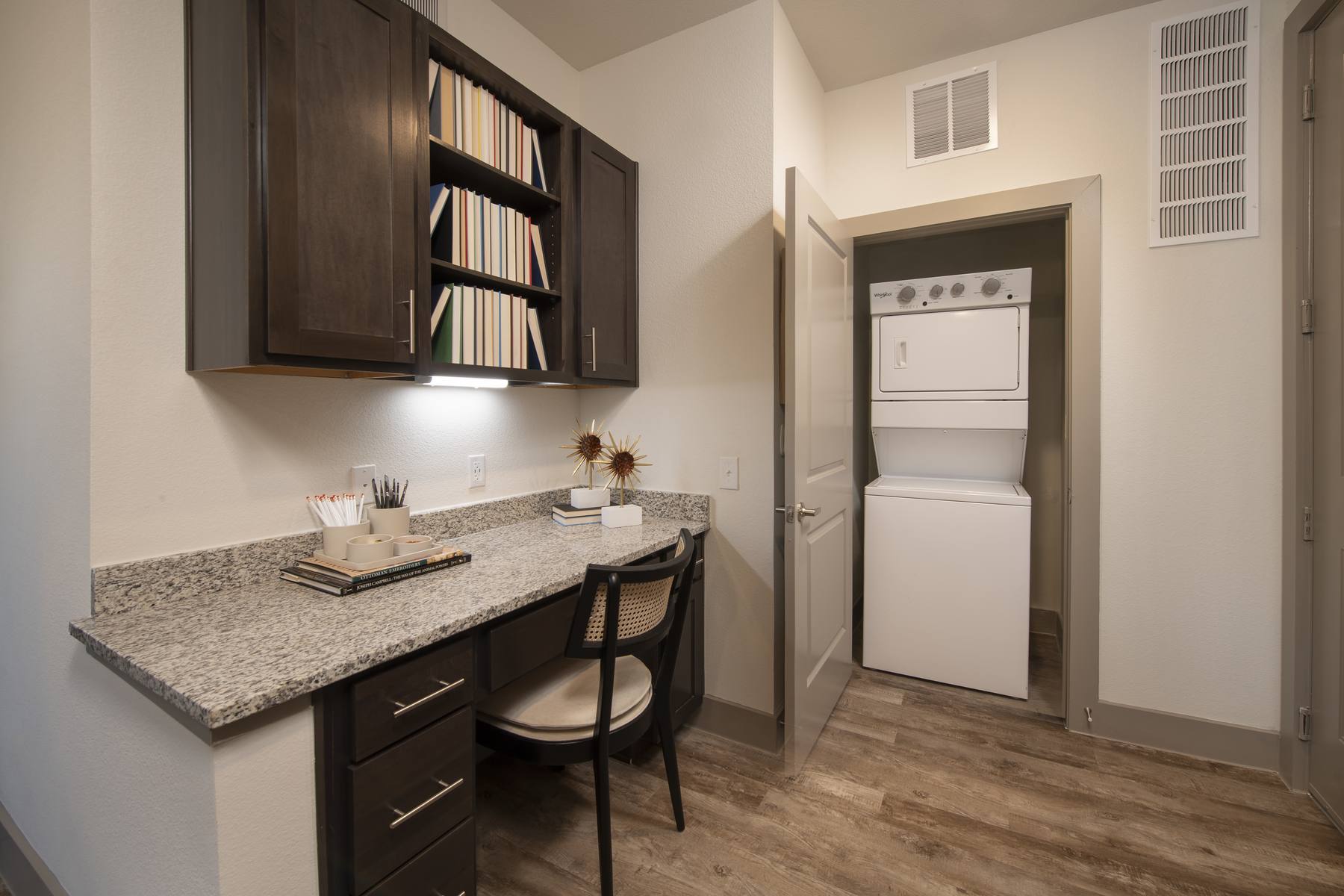 1BR Laundry
